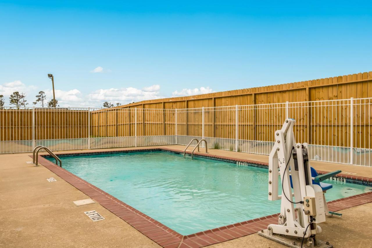 Red Roof Inn & Suites Lake Charles Buitenkant foto