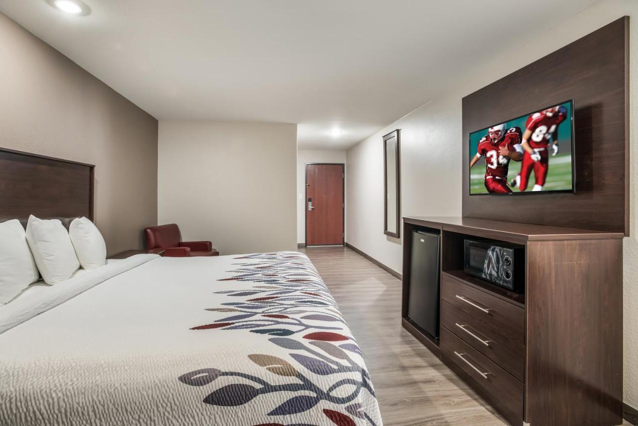 Red Roof Inn & Suites Lake Charles Buitenkant foto