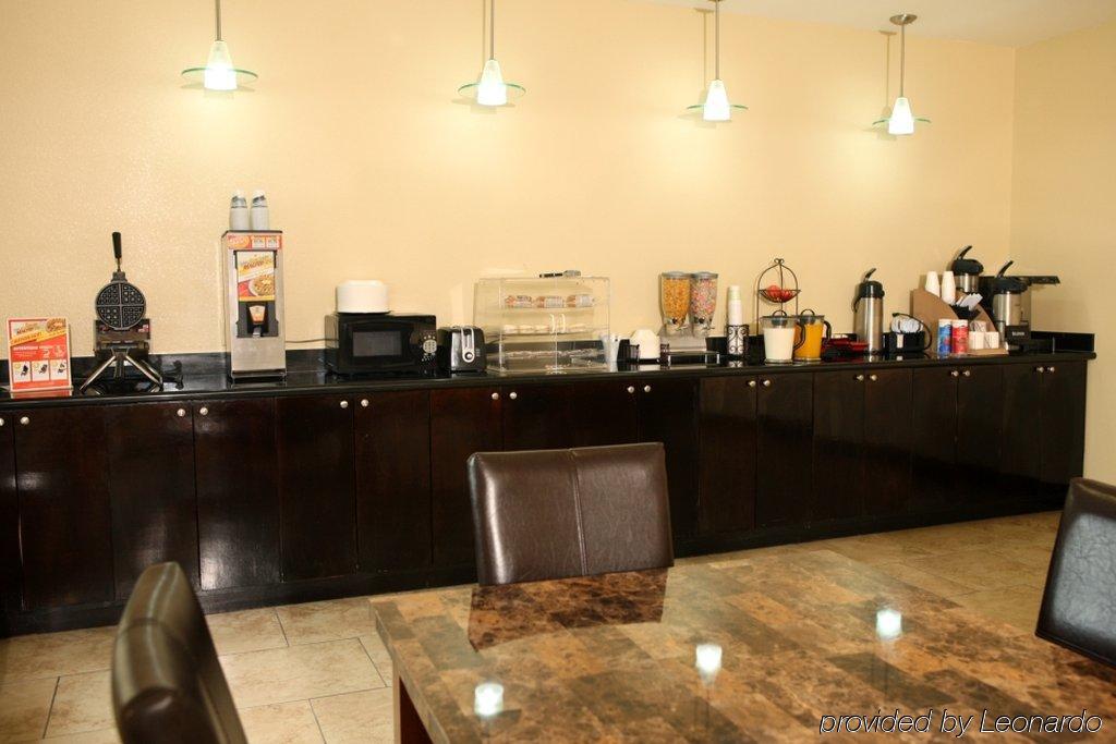 Red Roof Inn & Suites Lake Charles Buitenkant foto